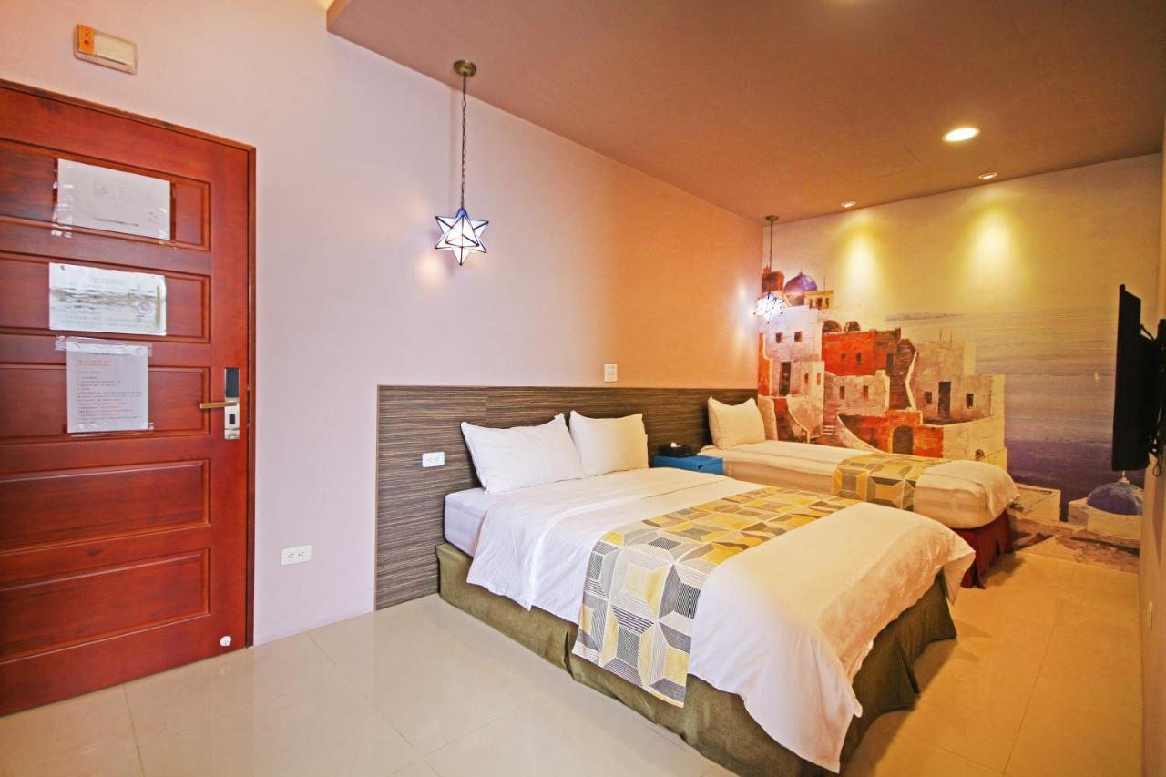 Fun Trip - Little Castle & Oscar B&B Taitung Екстер'єр фото