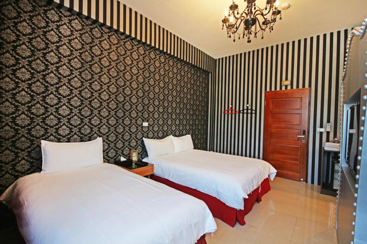 Fun Trip - Little Castle & Oscar B&B Taitung Екстер'єр фото