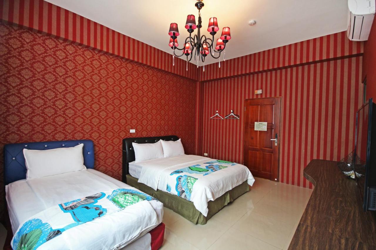 Fun Trip - Little Castle & Oscar B&B Taitung Екстер'єр фото