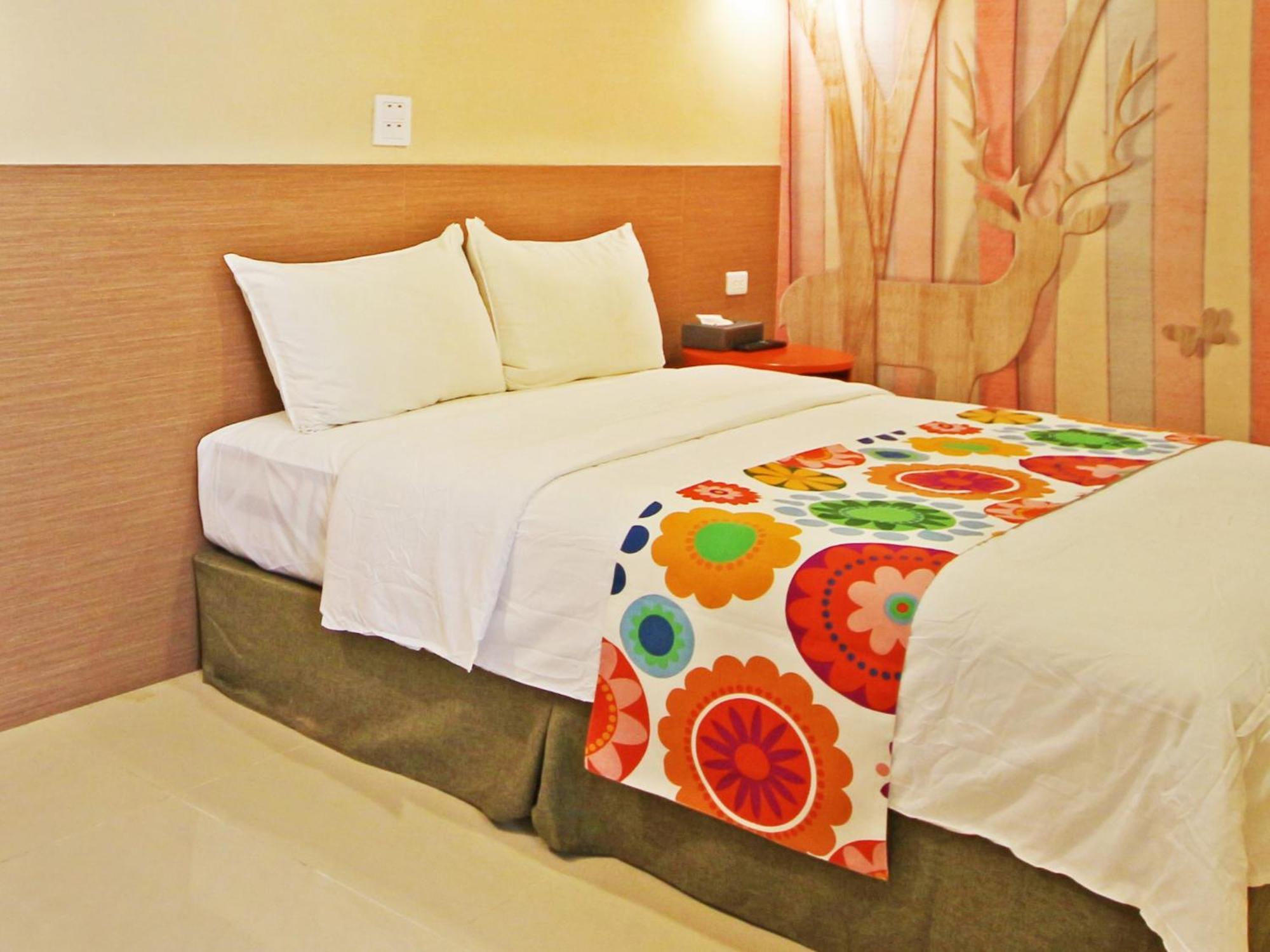 Fun Trip - Little Castle & Oscar B&B Taitung Екстер'єр фото